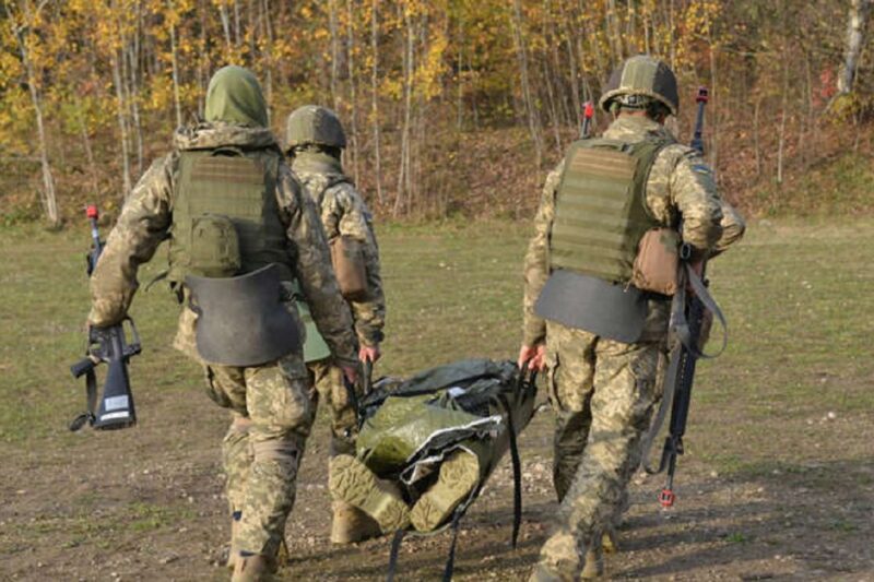 புட்டினுக்காக ரஷ்ய படையில் இணைந்து சண்டை போட்ட பிரிட்டன் வீரர் மரணம் !