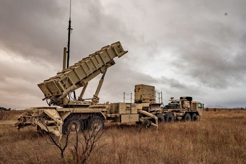 அமெரிக்க வான் பாதுகாப்பு சிஸ்டத்தை வாங்கி உக்ரைனுக்கு கொடுக்க ஜேர்மனி முயற்சி !