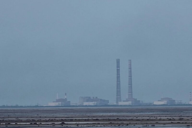 ரஷ்ய தாக்குதலால் – சபோரிஜியா அணுமின் நிலையத்திற்கு மின்வெட்டு