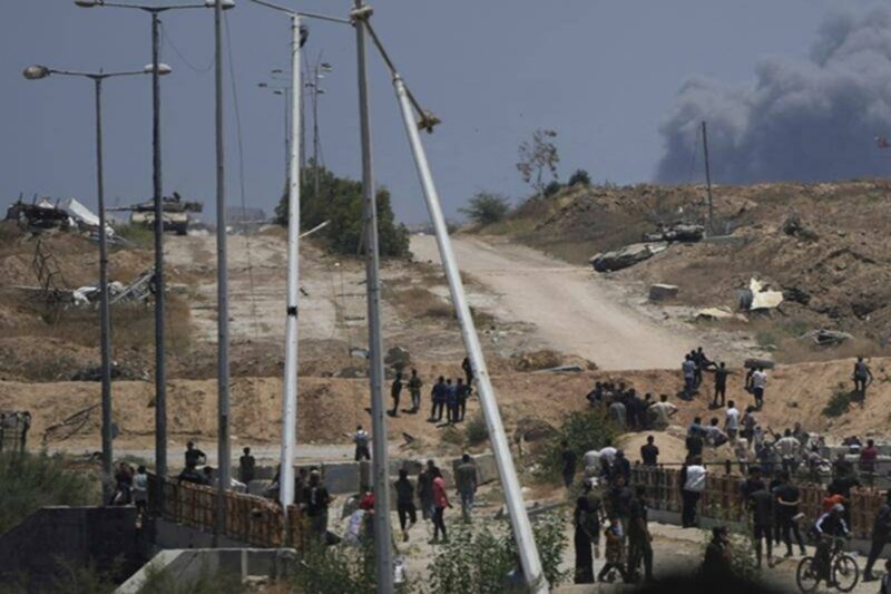 காசா போர் நிறுத்தப் பேச்சுவார்த்தைகள் பின்னடைவு:  துப்பாக்கிச் சூட்டில் 17 பேர் பலி