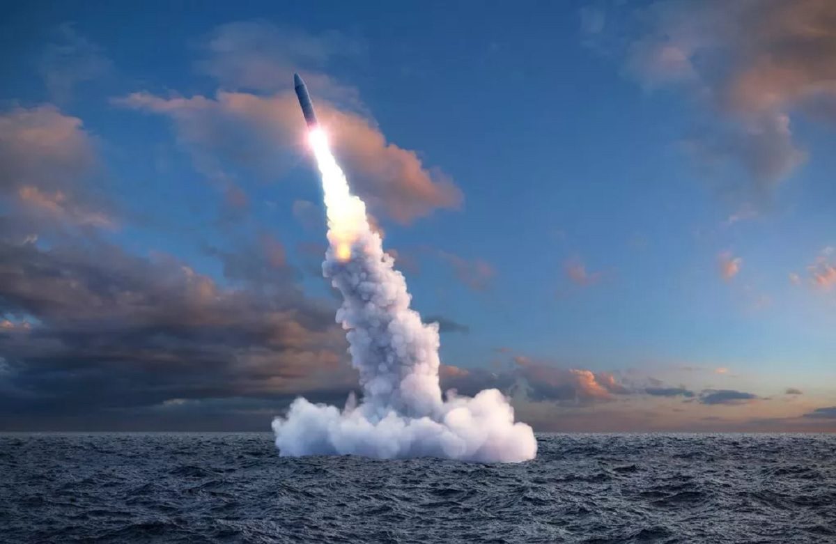 அணு ஆயுதப் போர் பீதி: ‘அமெரிக்கா மீறினால் மட்டுமே ரஷ்யா சோதனையைத் தொடங்கும்!’