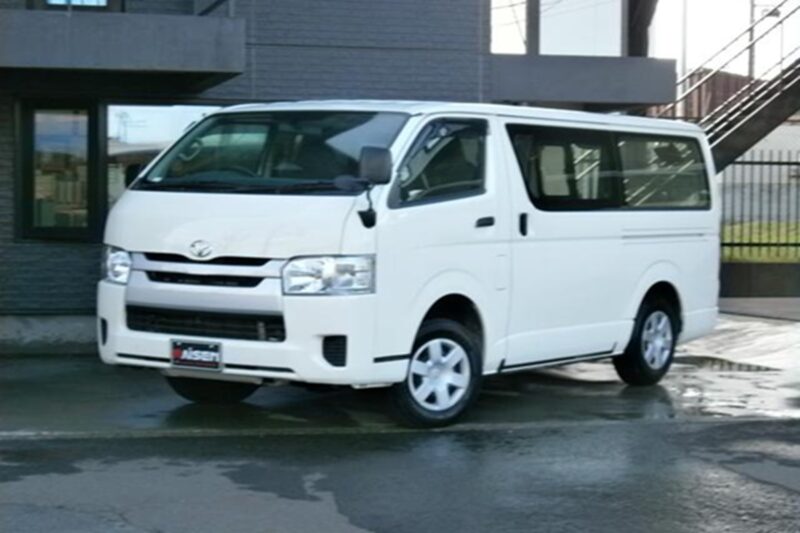 குடும்பத்தின் ஒரே பிள்ளையான 15 வயது சிறுவன் வெள்ளை வேனில் கடத்தப்பட்டான்!