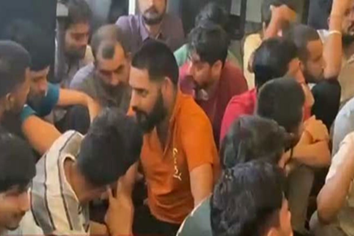 இலங்கையில் இந்தியர்கள் நடத்திய சூதாட்ட கும்பல்! கிரிக்கெட் பெட்டிங் சூப்பர் மையம் சிக்கியது!