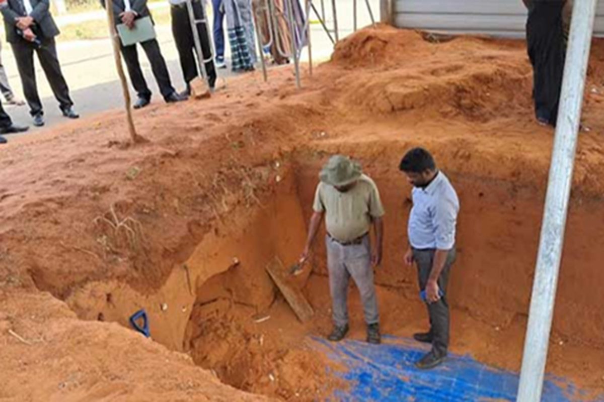 கொக்குத்தொடுவாய் மனிதப் புதைகுழி:அடையாளம் தெரியாத உடல்கள்!