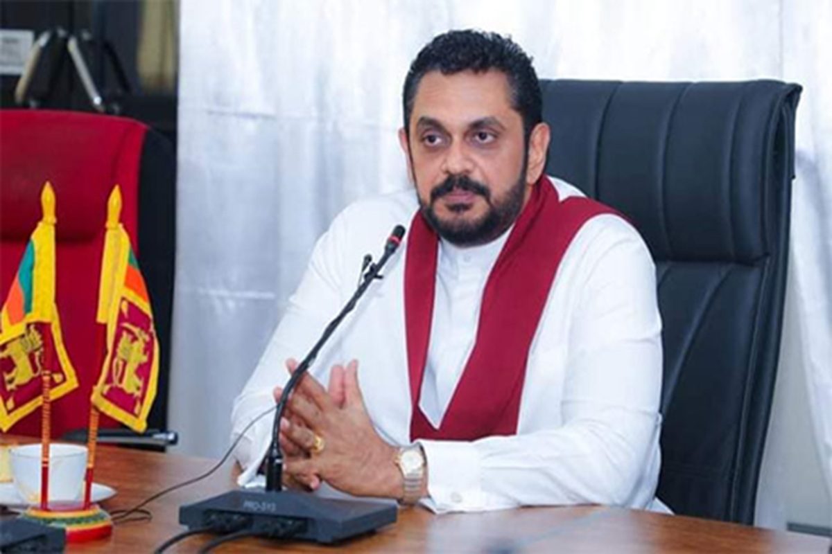 இலங்கையில் பெரும் பரபரப்பு! முன்னாள் அமைச்சர் ராஜபக்ச கைது!