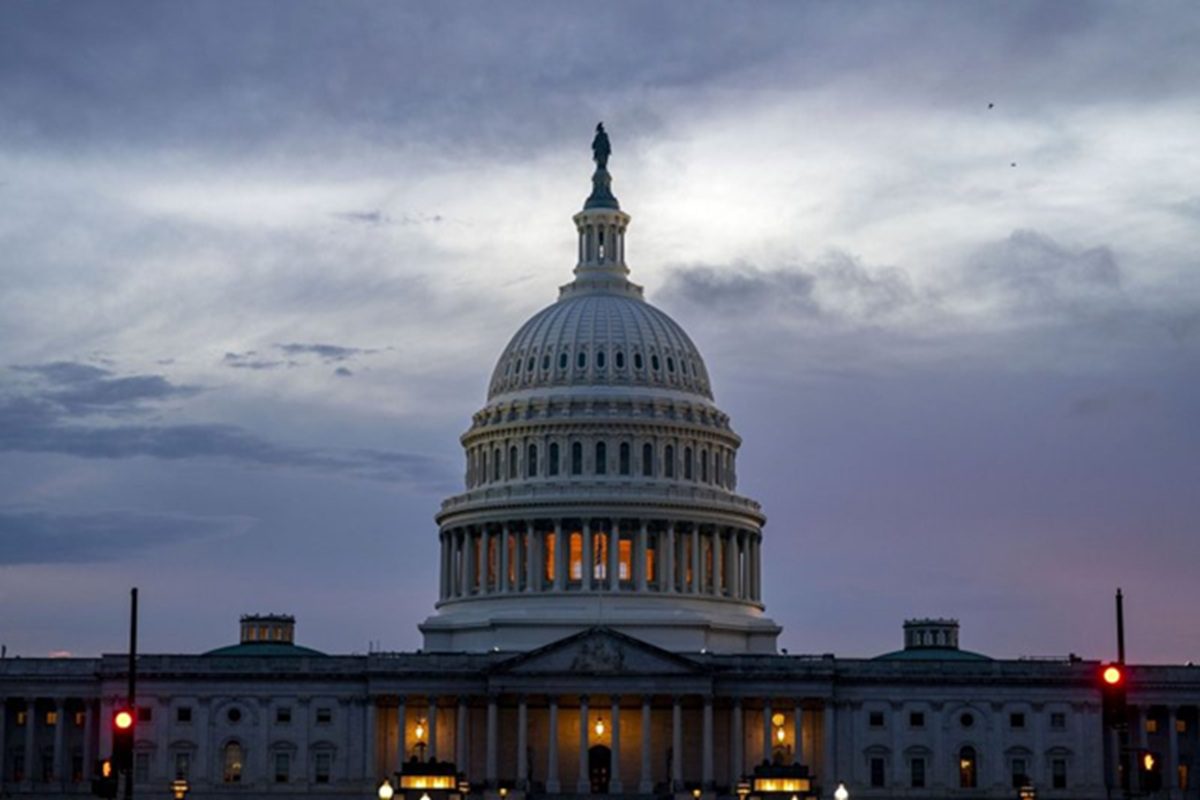 அமெரிக்காவுக்கு ஒரு மாதம் மட்டுமே அவகாசம்: செனட் அவையில் பெரும் பரபரப்பு!