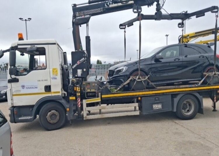 புது விதமாக காசு பார்க்கும் HARROW கவுன்சில்: 36 காரை 14 நாட்களில் தூக்கியுள்ளது !