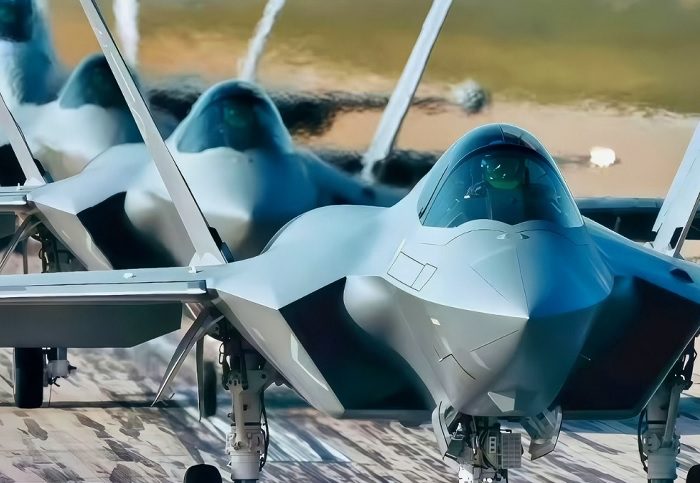 திருட்டா.. நகலா.. இல்லை மேம்பட்டதா ? சீனாவின் J-20 போர் விமானம் பற்றிய அதிர்ச்சித் தகவல்கள்