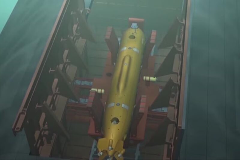 உலகை உலுக்கும் ரஷ்யாவின் புதிய ஆயுதம்: “சூப்பர் டார்பிடோ” பரிசோதனை வெற்றி!