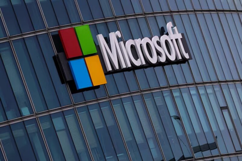 மனித மூளையை மிஞ்சும் ‘சூப்பர் இன்டெலிஜென்ஸ்’ ஏஐ குழுவை உருவாக்கிய மைக்ரோசாஃப்ட்!