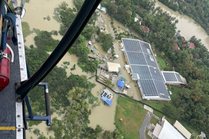 நேரடித் தகவல்கள்: இலங்கையில் தீவிரமடையும் சீரற்ற வானிலை – அவசரகால நிலை பிரகடனம்