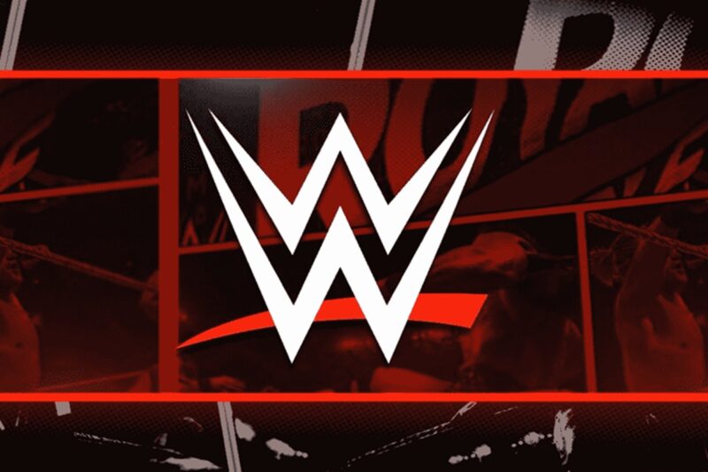 WWE : ரிங்கில் சரணடைந்த சிங்கம்! அதிர்ச்சியிலும், கண்ணீரிலும் அரங்கம்!
